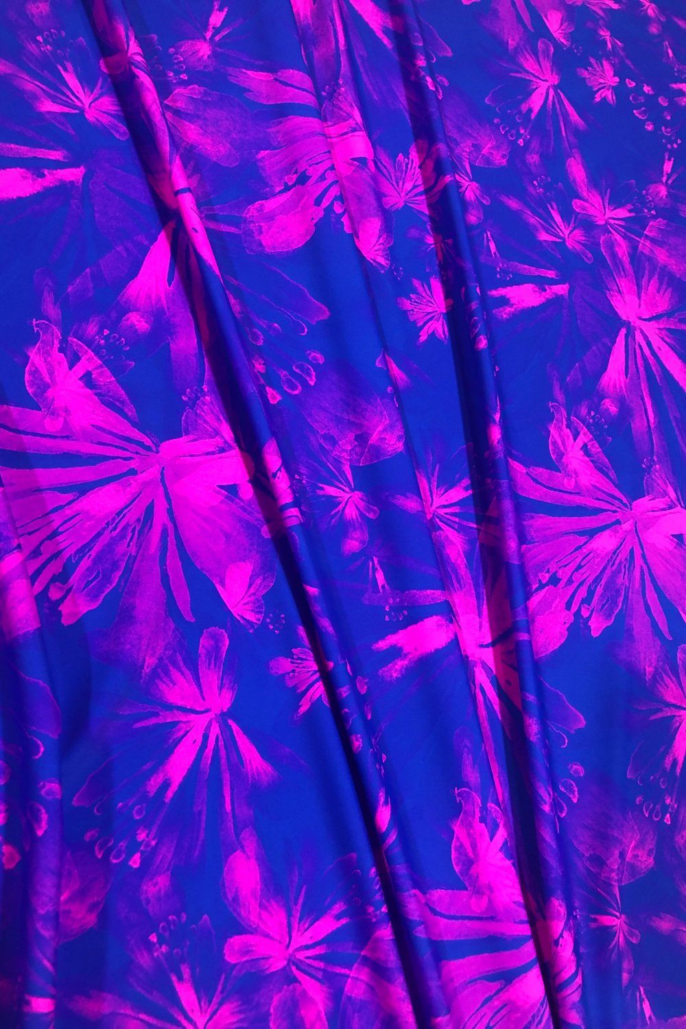 UV Glow Radiant Rainforest